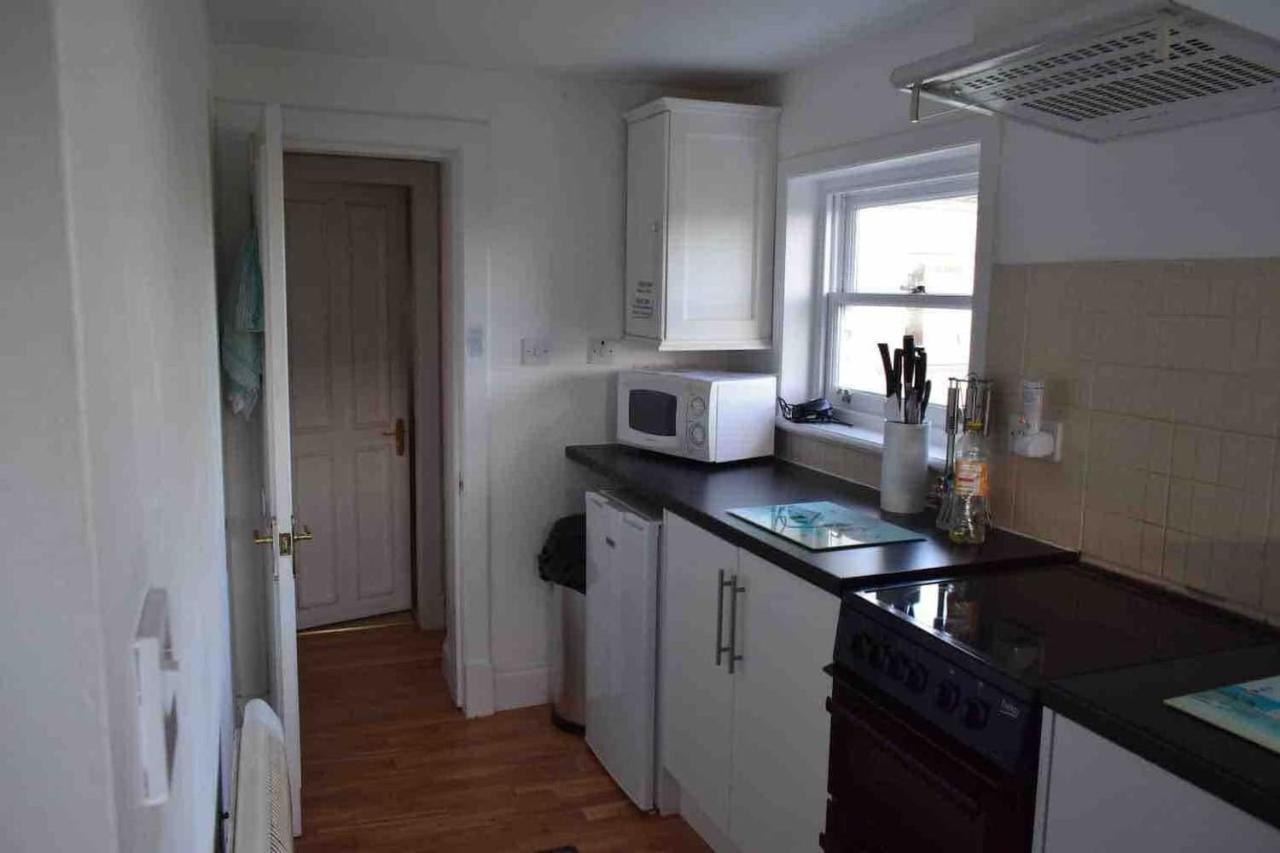 Quaint And Quirky Former Crofters Cottage In Port Ellen Exterior photo